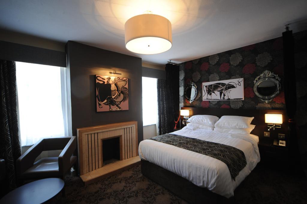 The Bull Hotel Stony Stratford Exteriör bild