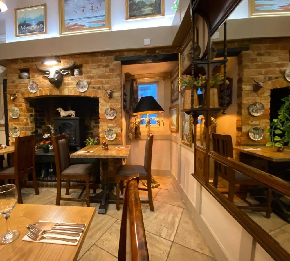 The Bull Hotel Stony Stratford Exteriör bild